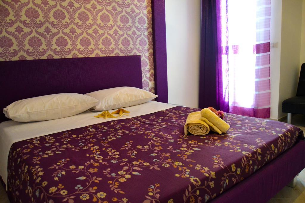 Sottosopra Bed & Breakfast Margherita Di Savoia Bagian luar foto